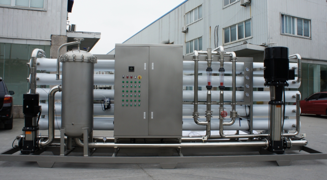 煤礦井下在線自清洗綜合供水凈化站